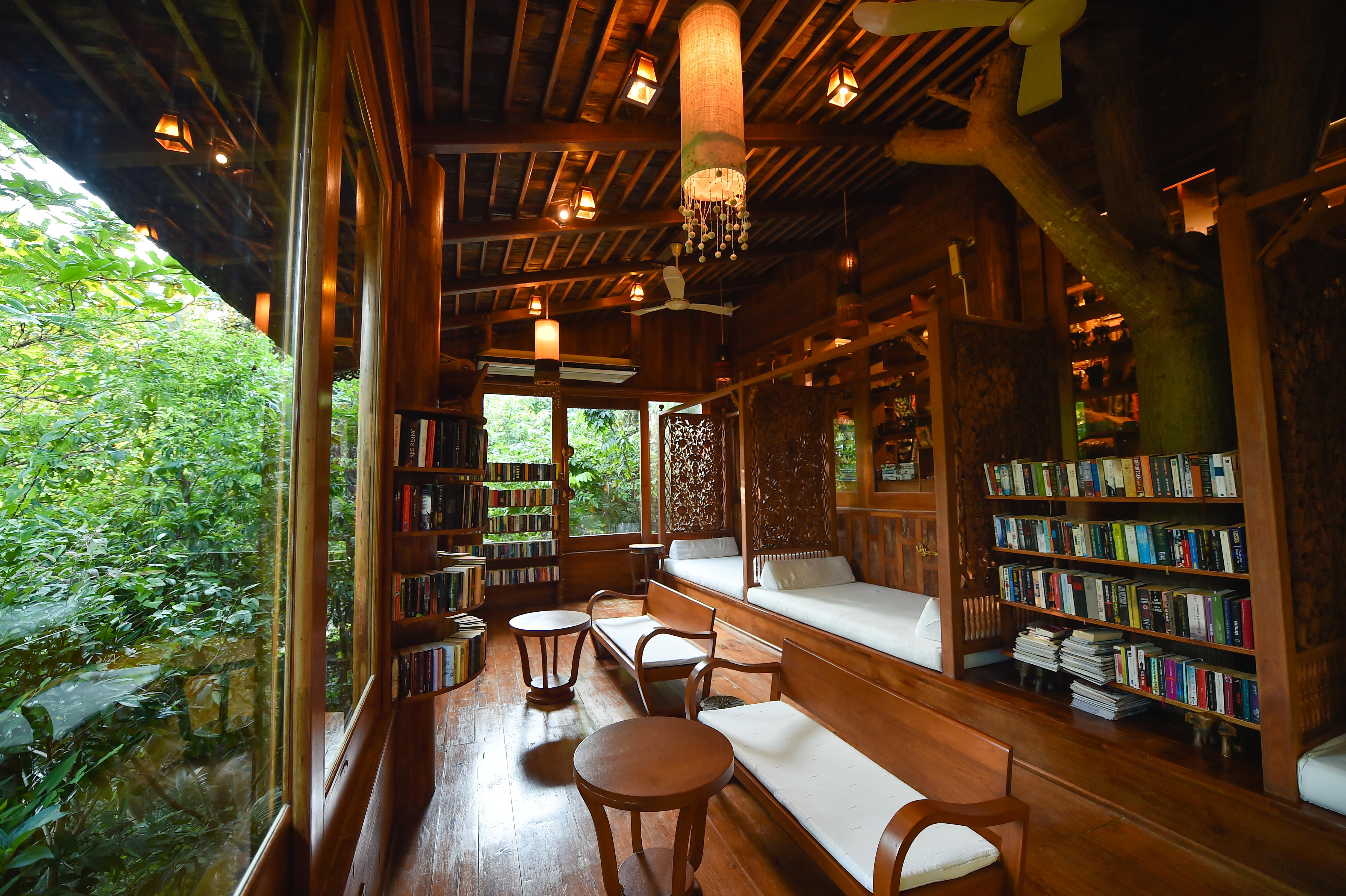 Santhiya Koh Phangan Resort And Spa Εξωτερικό φωτογραφία Library
